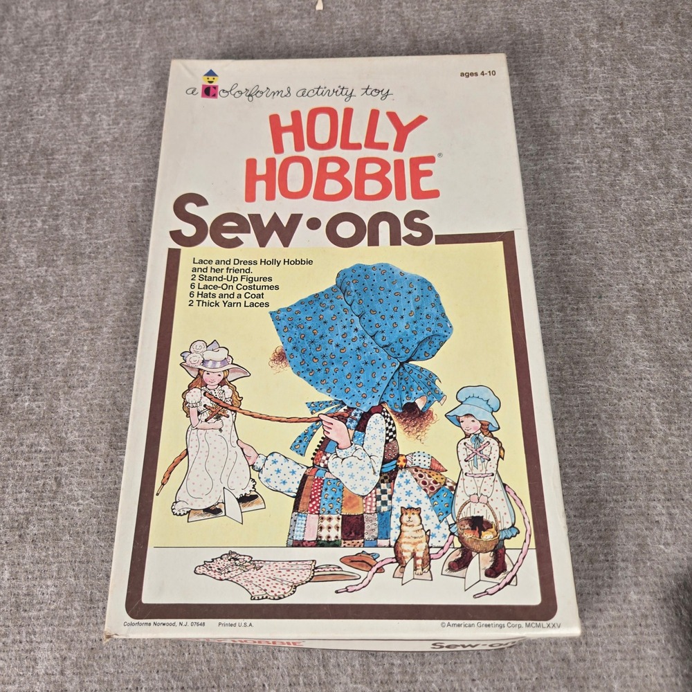 Holly Hobbie Sew Ons Colorforms 1975 Original not refurbished! #910D